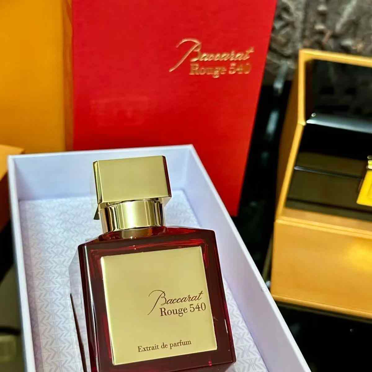Baccarat 540 essence perfume i - đánh giá và giá Amber Musk Oil